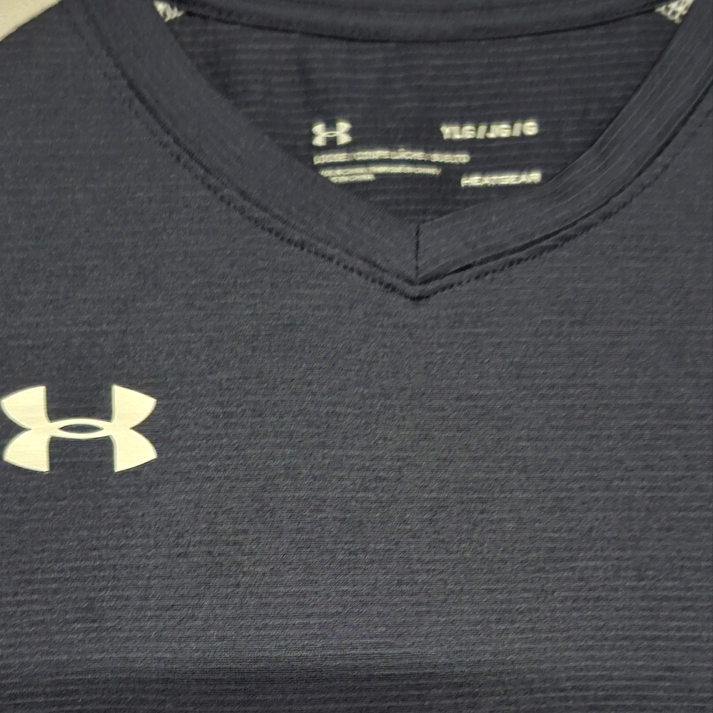 Under Armour Blue and White Short Sleeve Tees - Picture 2 of 5